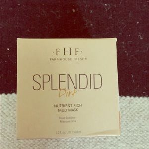 FHF SPLENDID DIRT MUD MASK